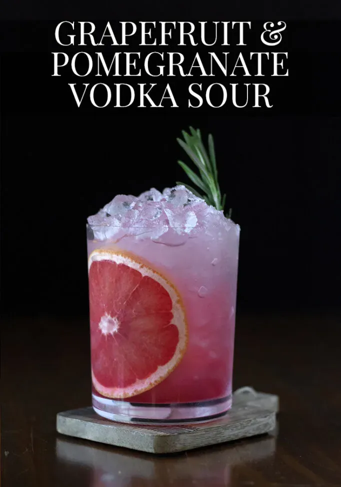 Grapefruit- und Granatapfel-Wodka Sour