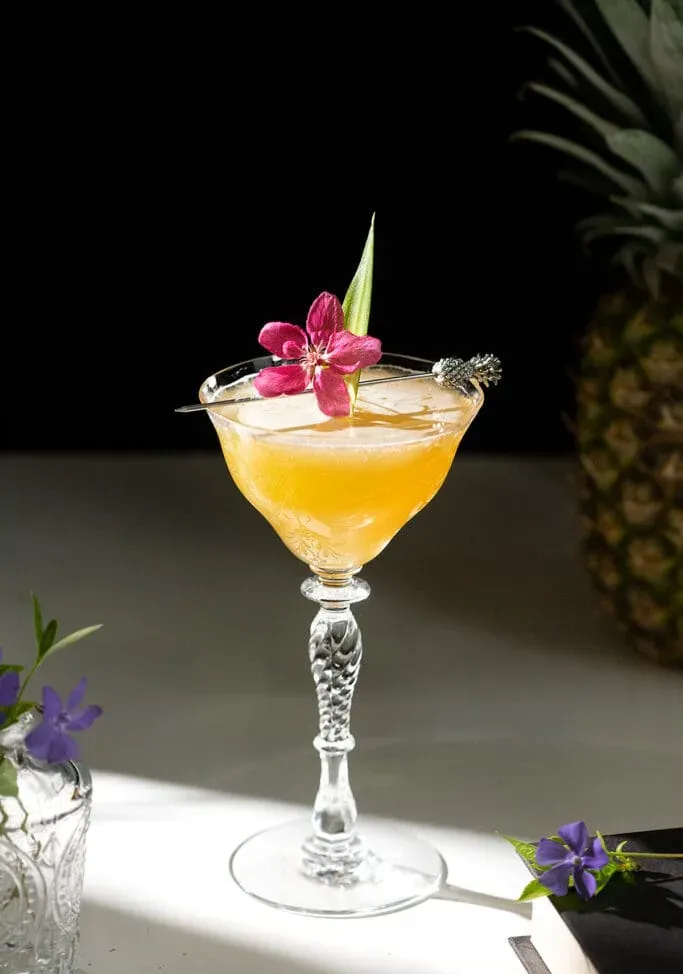 Algonquin 클래식 호밀 칵테일' loading='lazy' title=