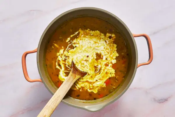 Soupe au poulet et riz sauvage