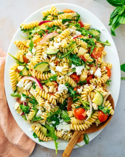 Salada de Macarrão Mediterrânea
