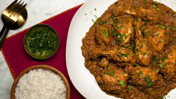 Curry de poulet épicé