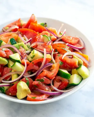 Gurken-Tomaten-Avocado-Salat