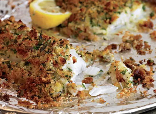 Healthy fish with herbed bread crumbs