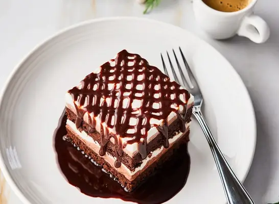 10 canali di ristorante che gestiscono i migliori brownies