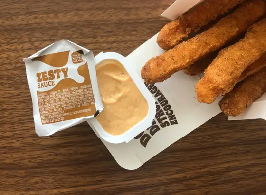 Ogni salsa di Burger King ha fluito
