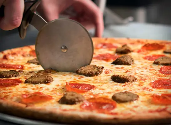 Souhaitez-vous dépenser 65 dollars américains pour une pizza? Cici croit que sa nouvelle «piézilla» en vaut la peine