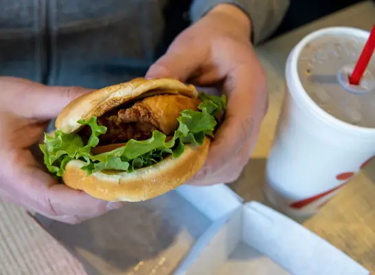Chick-fil-A práve urobil veľkú zmenu v kvalite svojho kuracieho mäsa