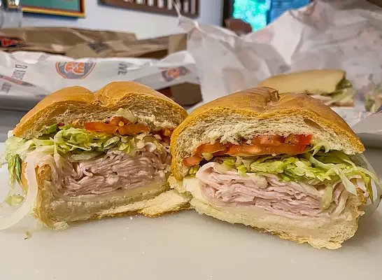 Probé los 5 subs más populares en Jersey Mike's