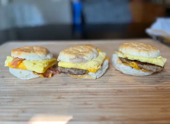 Ich habe Cookie Breakfast -Sandwiches in McDonald's, Wendy's, probiert,