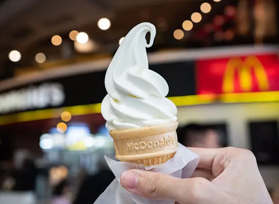 Il miglior gelato nelle catene di fast food, diciamo dietisti