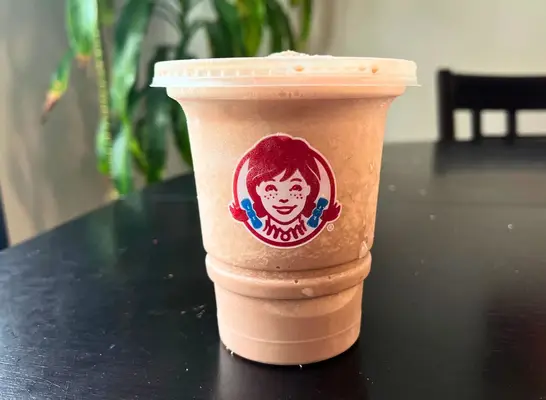 Abbiamo testato i frappè di McDonald's, Burger King,
