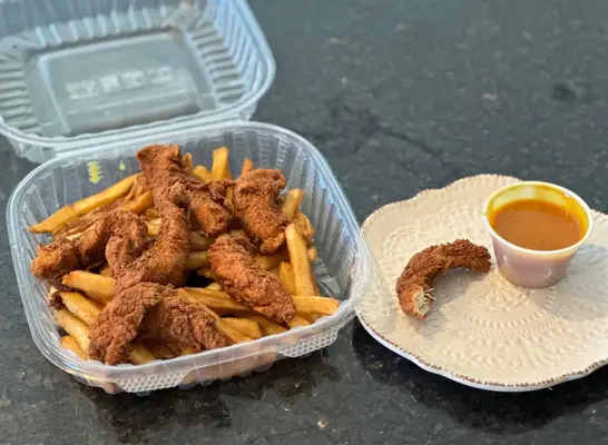 Die besten Hühnerschreiber in der Restaurantkette, die von meinem pingelig vorbereitet werden