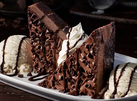 10 chaînes de restaurants qui servent le meilleur gâteau au chocolat