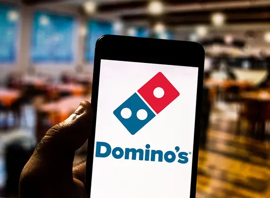 Domino PizzaのHuck:顧客は、無料のケーキを繰り返し獲得する方法を明らかにします。