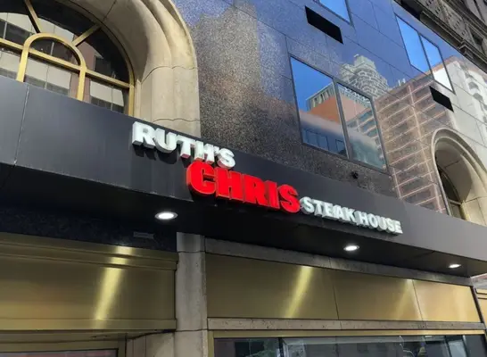 Ruth의 Chris Sticakus는 가장 높은 프로필 위치 중 하나를 마감합니다
