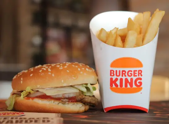 6 catene di fast food che conducono davvero con i loro hamburger