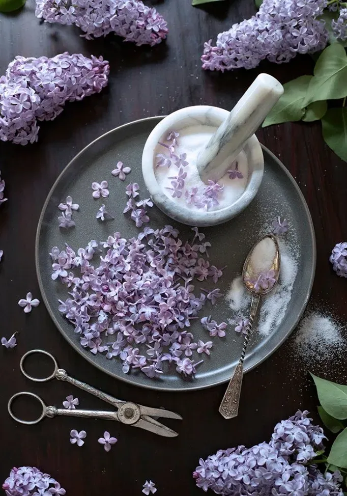 איך להכין סוכרים עם עירוי פרחים