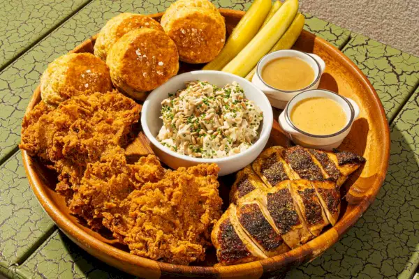 Os amantes da comida estão indo para Savannah e você também deveria