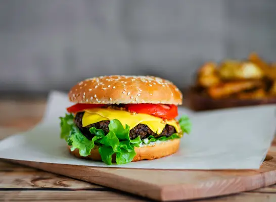 Quante calorie ci sono nel formaggio di Amburgo?