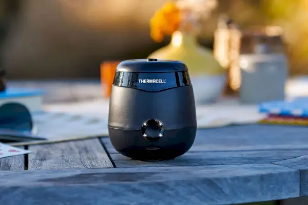 Le Thermacell est le meilleur anti-moustique que j'ai essayé – voici pourquoi