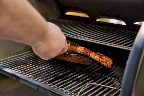 Weber Smokefire EX4 (דור שני) גריל גלולה מעץ