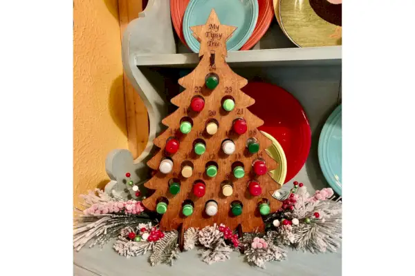 CraftyTessie Mini Liquor ספירה לאחור לעץ חג המולד
