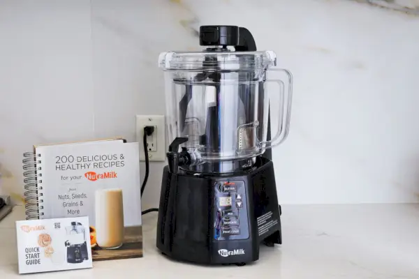 NutraMilk Nut Processor ליד ספר מתכונים Nutrimilk